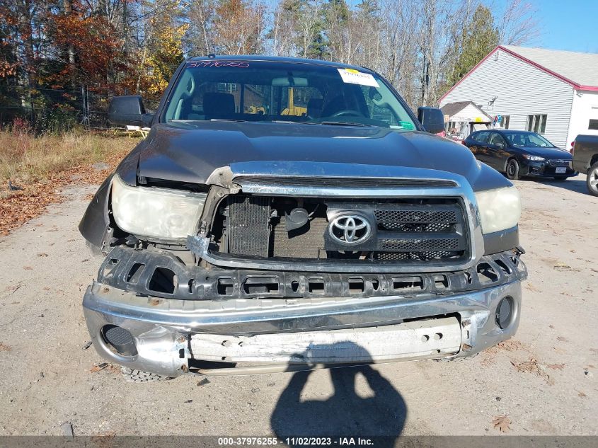 2010 Toyota Tundra Grade 5.7L V8 VIN: 5TFUY5F11AX113486 Lot: 37976255