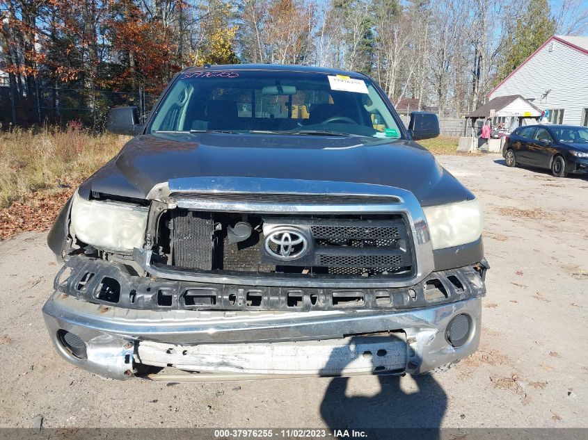 2010 Toyota Tundra Grade 5.7L V8 VIN: 5TFUY5F11AX113486 Lot: 37976255