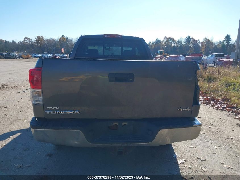 2010 Toyota Tundra Grade 5.7L V8 VIN: 5TFUY5F11AX113486 Lot: 37976255