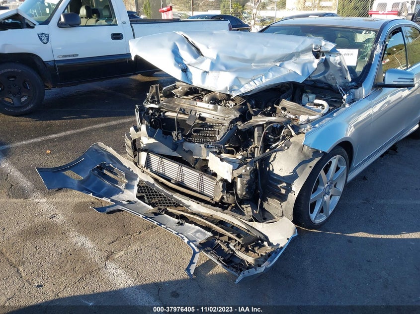 2014 MERCEDES-BENZ C 250 SPORT/LUXURY - WDDGF4HB9EA959088