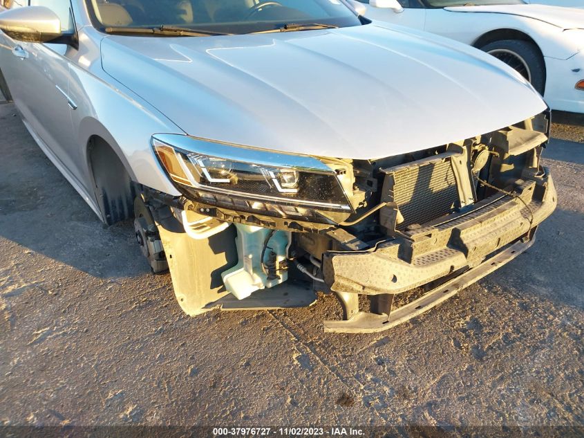 2020 Volkswagen Passat 2.0T R-Line VIN: 1VWMA7A35LC027601 Lot: 37976727