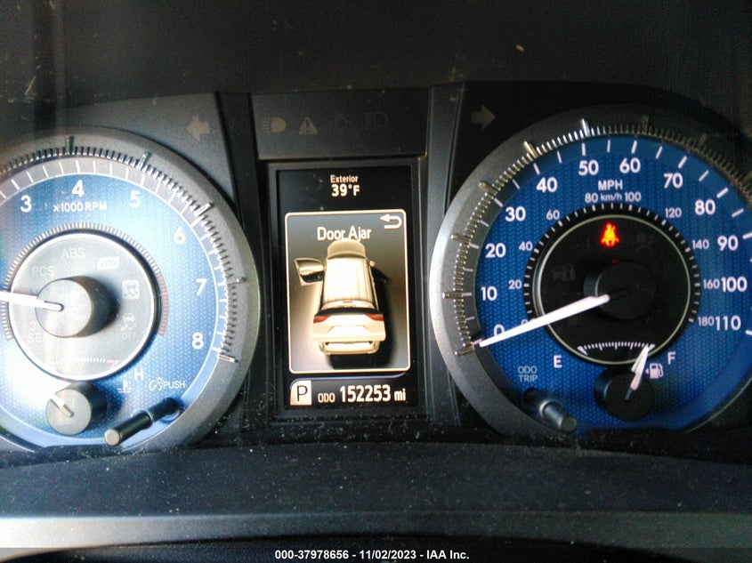 2016 Toyota Sienna Xle 7 Passenger VIN: 5TDDK3DCXGS135687 Lot: 37978656