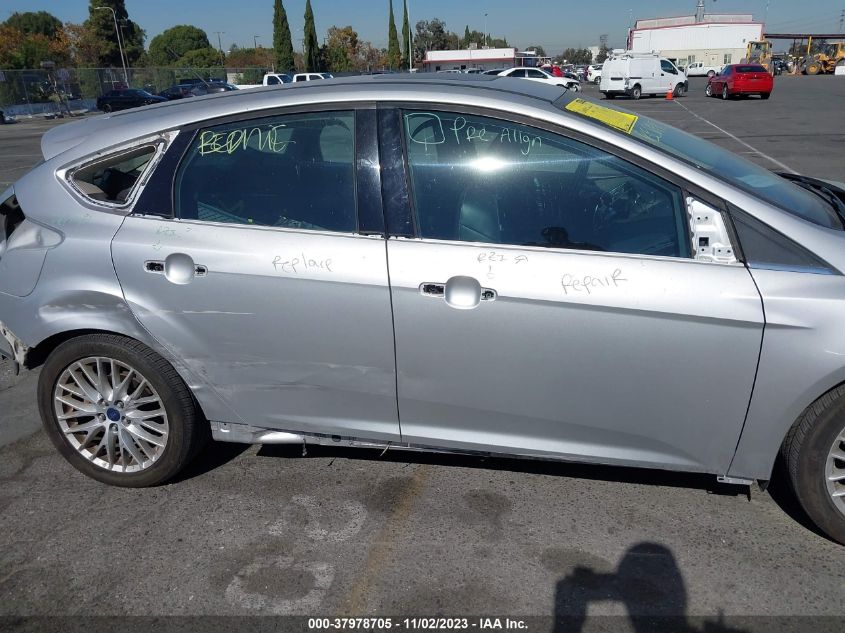 2014 Ford Focus Titanium VIN: 1FADP3N22EL118667 Lot: 37978705