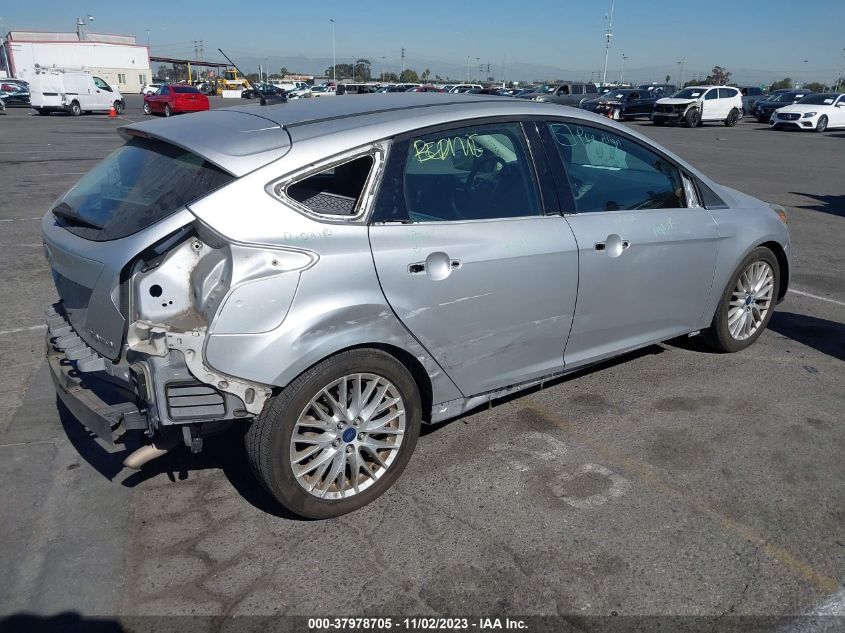 2014 Ford Focus Titanium VIN: 1FADP3N22EL118667 Lot: 37978705