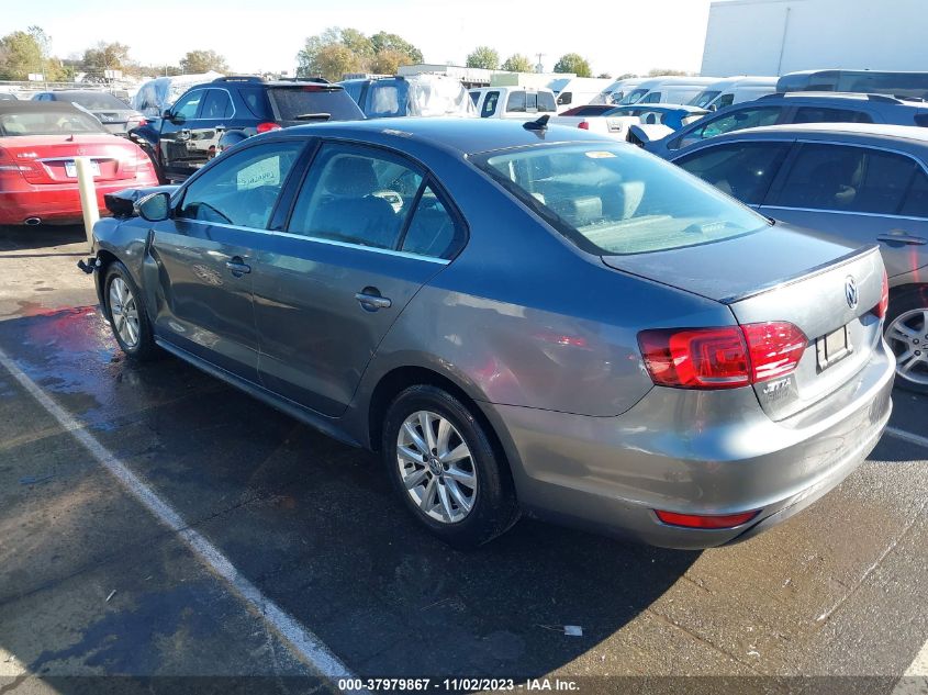 2013 Volkswagen Jetta Hybrid Se VIN: 3VW637AJ2DM295927 Lot: 37979867