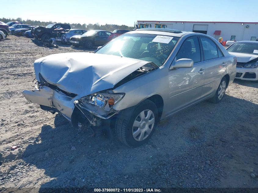 2004 Toyota Camry Le/Xle/Se VIN: 4T1BE30K44U301989 Lot: 37980072