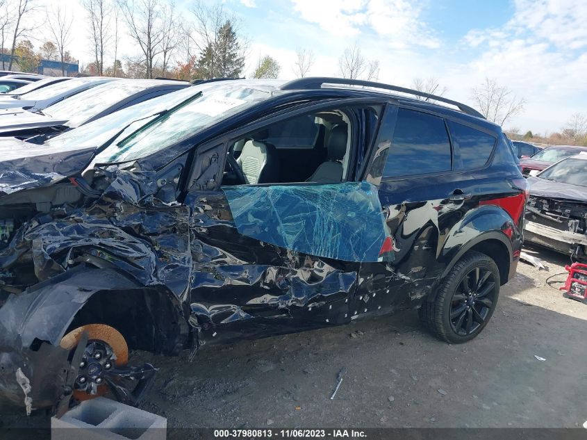 2017 Ford Escape Se VIN: 1FMCU9G92HUB76249 Lot: 37980813