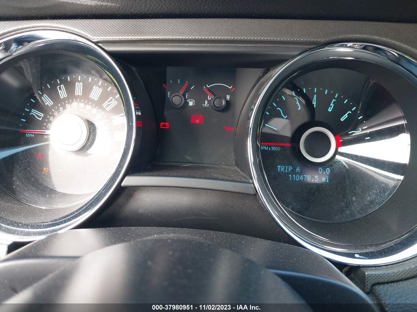 2014 Ford Mustang V6 VIN: 1ZVBP8AM2E5328712 Lot: 37980951