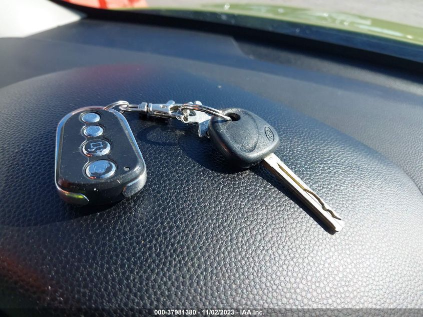 2017 Kia Soul Base VIN: KNDJN2A20H7886213 Lot: 37981380