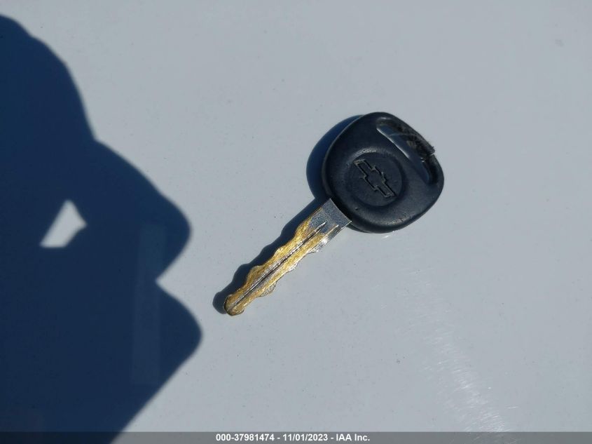 2005 Chevrolet Express Cargo Van VIN: 1GCGG25V751151557 Lot: 37981474