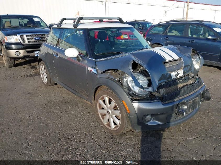 2010 Mini Cooper S VIN: WMWMF7C54ATX43256 Lot: 37981742