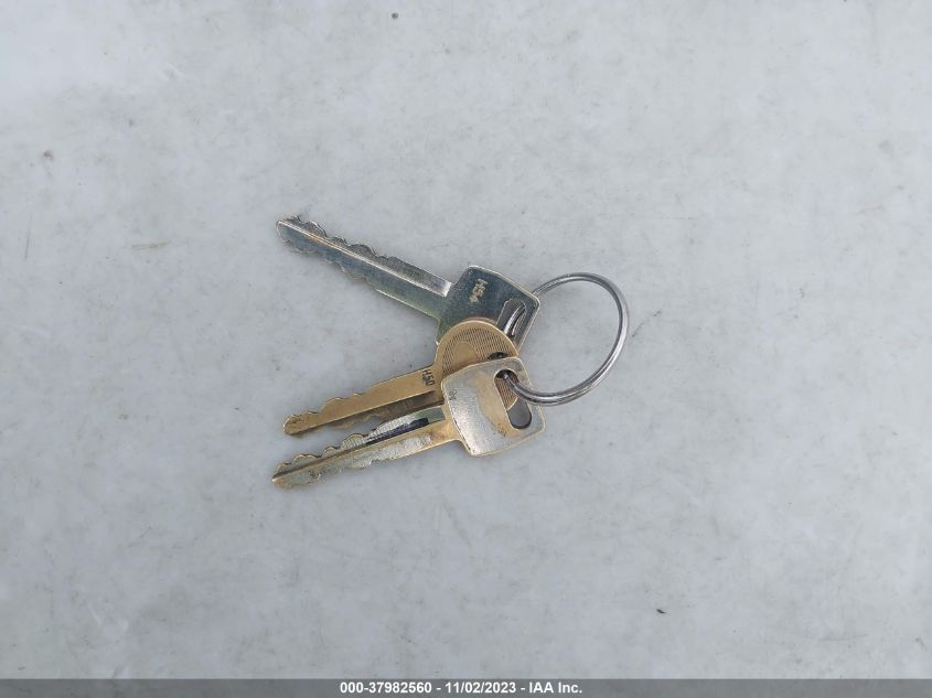 1995 Lincoln Town Car Signature/Spinnaker VIN: 1LNLM82W3SY640544 Lot: 37982560