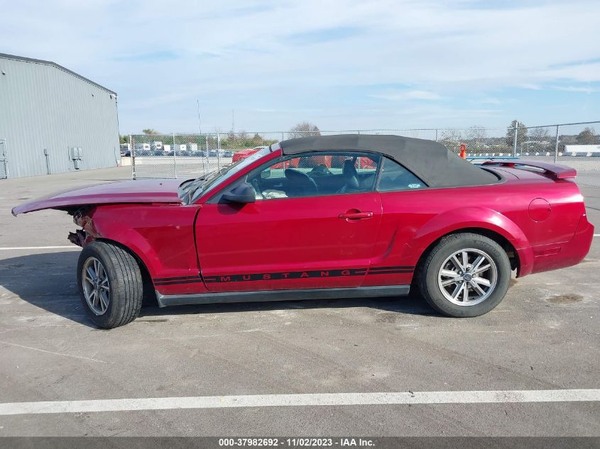 2005 Ford Mustang Deluxe/Premium VIN: 1ZVFT84N655252431 Lot: 37982692