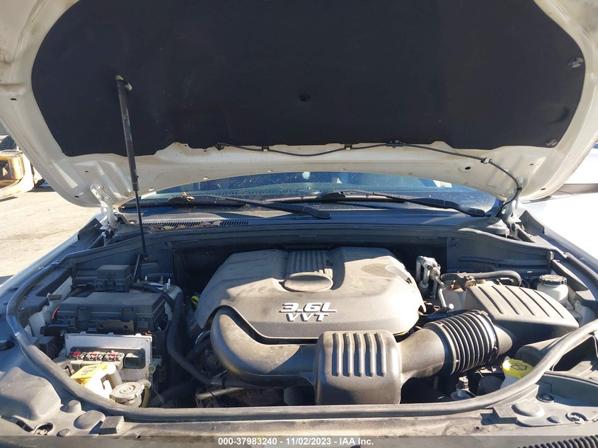 2012 Jeep Grand Cherokee Laredo VIN: 1C4RJFAGXCC227380 Lot: 37983240