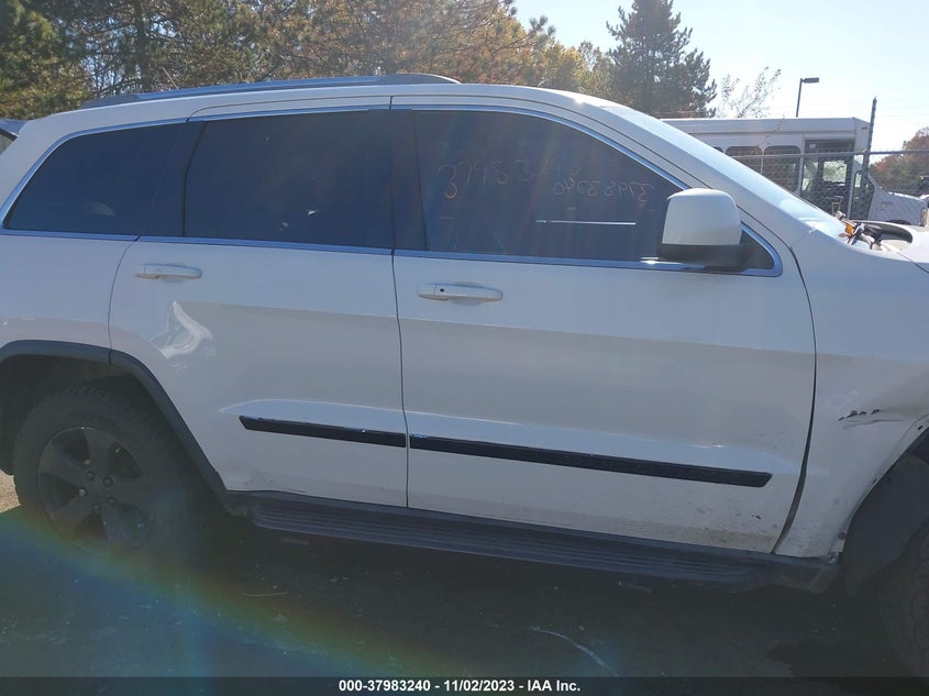 2012 Jeep Grand Cherokee Laredo VIN: 1C4RJFAGXCC227380 Lot: 37983240