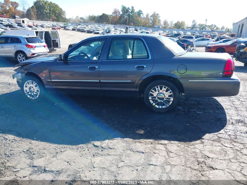 2007 Mercury Grand Marquis Gs VIN: 2MEFM74V07X620600 Lot: 37983277