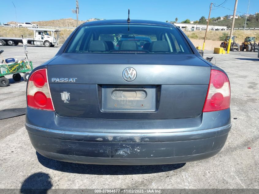 2004 Volkswagen Passat Gls VIN: WVWPD63B74P041807 Lot: 37984577