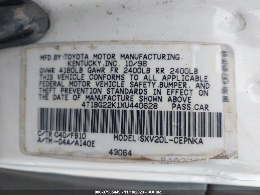 1999 Toyota Camry Le VIN: 4T1BG22K1XU440628 Lot: 37985449