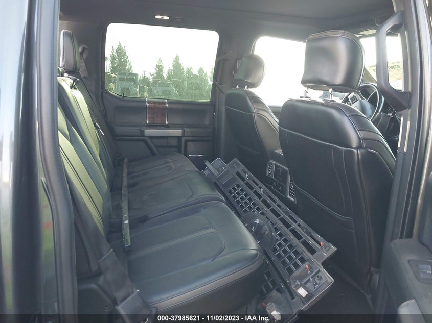 2017 Ford Super Duty F-250 Srw Lariat/Platinum VIN: 1FT7W2BTXHEF17062 Lot: 37985621