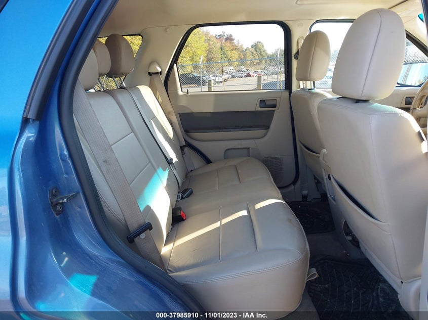 2010 Ford Escape Xlt VIN: 1FMCU9DG3AKA72163 Lot: 37985910