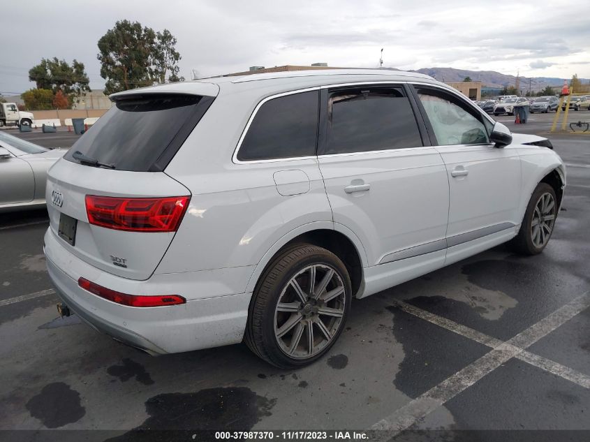 2017 Audi Q7 3.0T Premium VIN: WA1LAAF70HD030635 Lot: 37987370