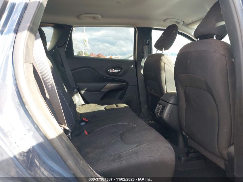 2019 Jeep Cherokee Latitude 4X4 VIN: 1C4PJMCB9KD426135 Lot: 37987387