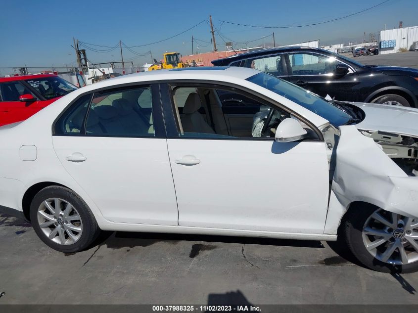 2010 Volkswagen Jetta Limited Edition VIN: 3VWRZ7AJ5AM167737 Lot: 37988325