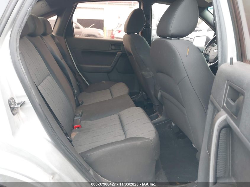 2010 Ford Focus Se VIN: 1FAHP3FN4AW198203 Lot: 37988427