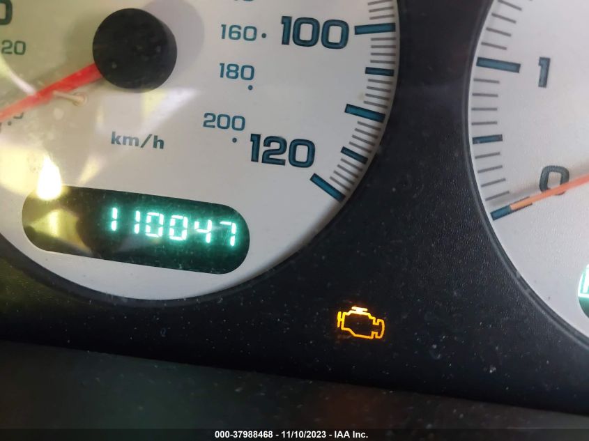 2003 Chrysler Town & Country VIN: 2C4GP24383R241891 Lot: 37988468