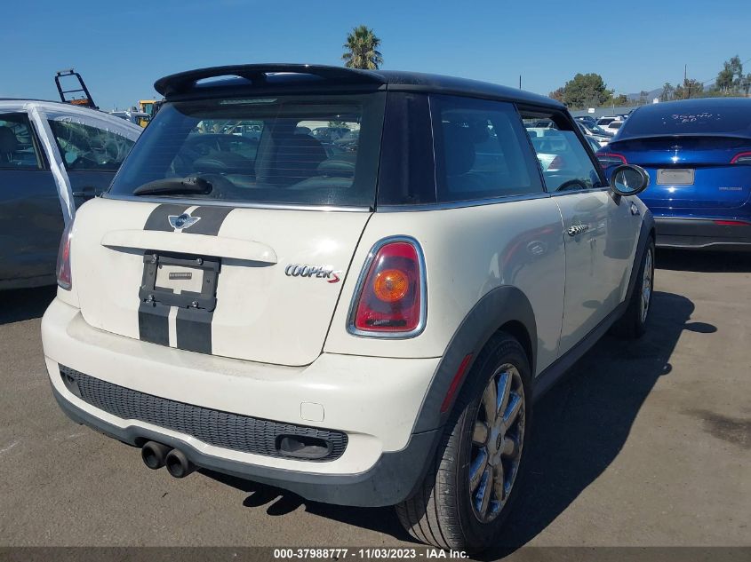 2009 Mini Cooper S S VIN: WMWMF73519TW80774 Lot: 37988777