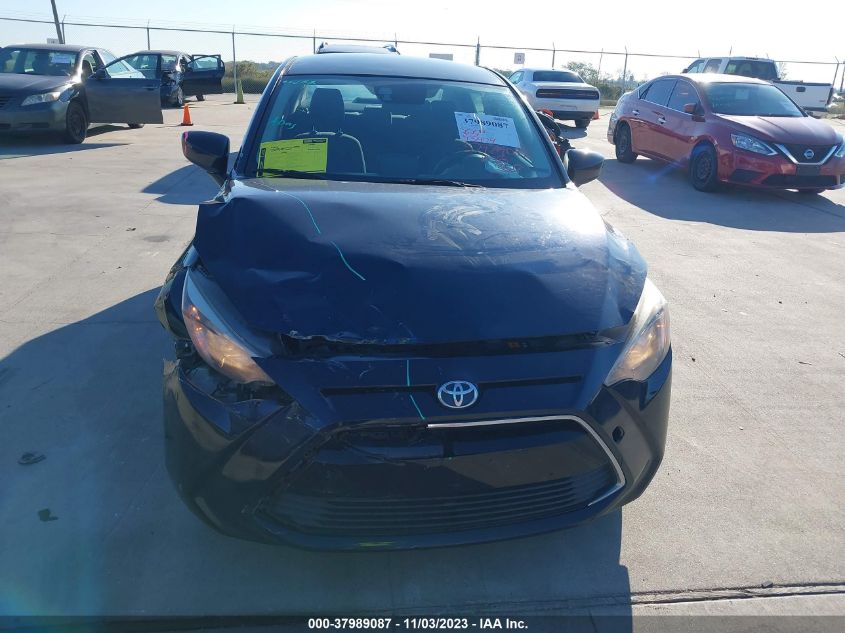 3MYDLBYV7HY166765 2017 Toyota Yaris Ia