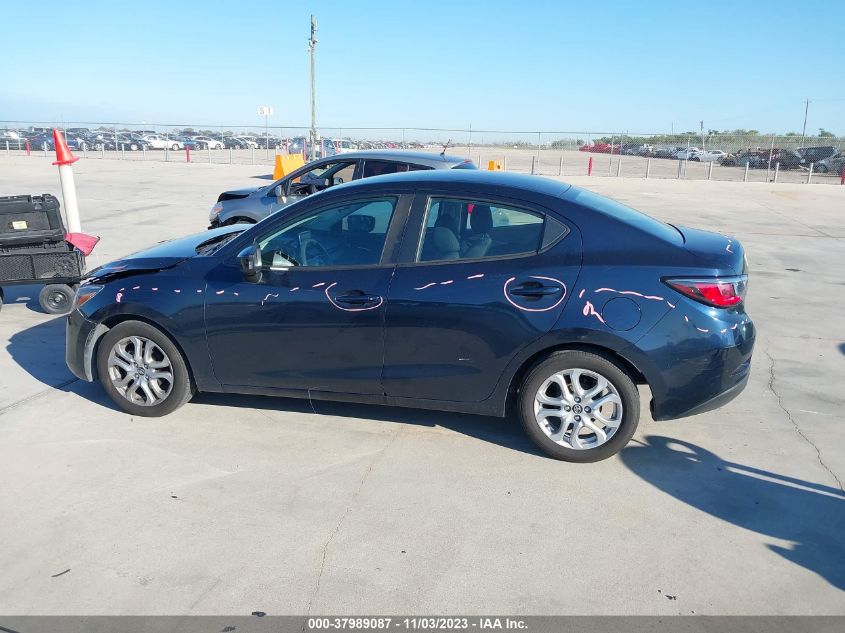 3MYDLBYV7HY166765 2017 Toyota Yaris Ia