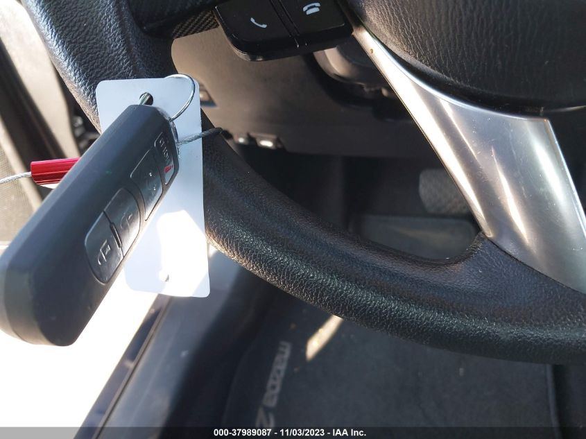 3MYDLBYV7HY166765 2017 Toyota Yaris Ia