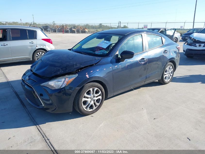 3MYDLBYV7HY166765 2017 Toyota Yaris Ia