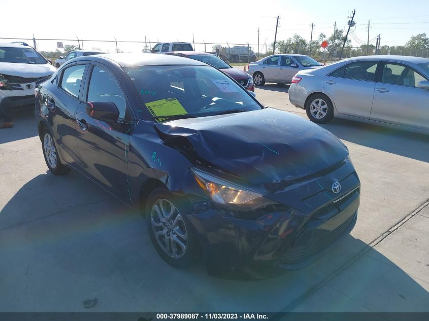 3MYDLBYV7HY166765 2017 Toyota Yaris Ia