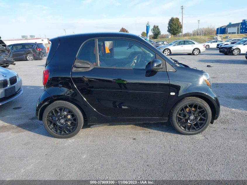 2016 Smart Fortwo Passion/Prime/Proxy/Pure VIN: WMEFJ5DA0GK056415 Lot: 37989300