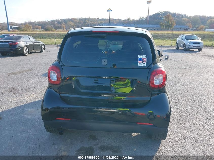 2016 Smart Fortwo Passion/Prime/Proxy/Pure VIN: WMEFJ5DA0GK056415 Lot: 37989300