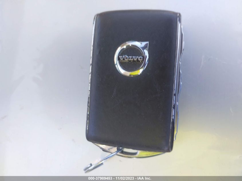 2020 Volvo Xc60 T5 Momentum VIN: YV4102RK0L1483831 Lot: 37989453