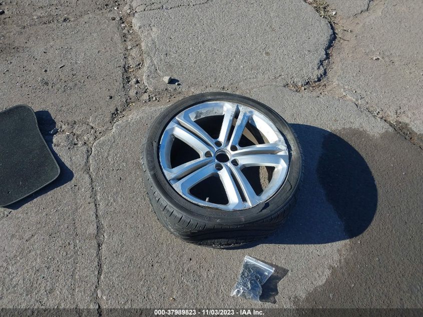 2014 Volkswagen Cc 2.0T R-Line VIN: WVWBP7AN8EE501865 Lot: 37989823