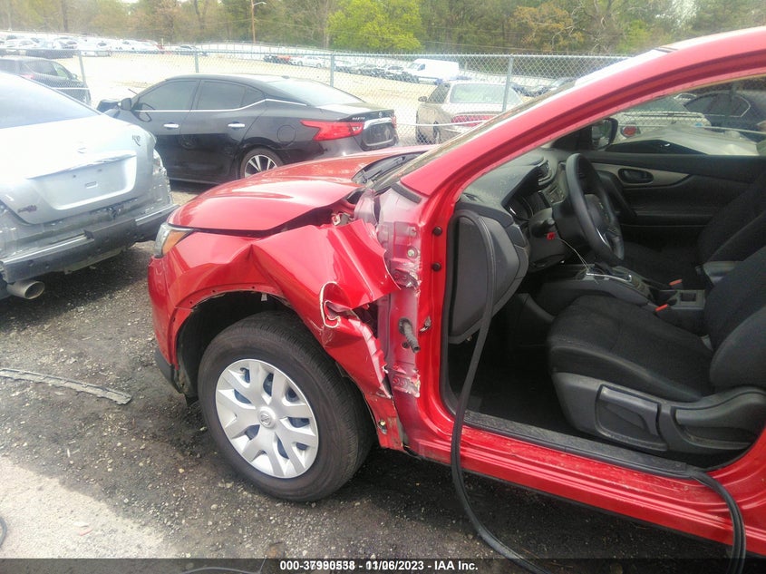 2018 NISSAN ROGUE SPORT auction photo 6