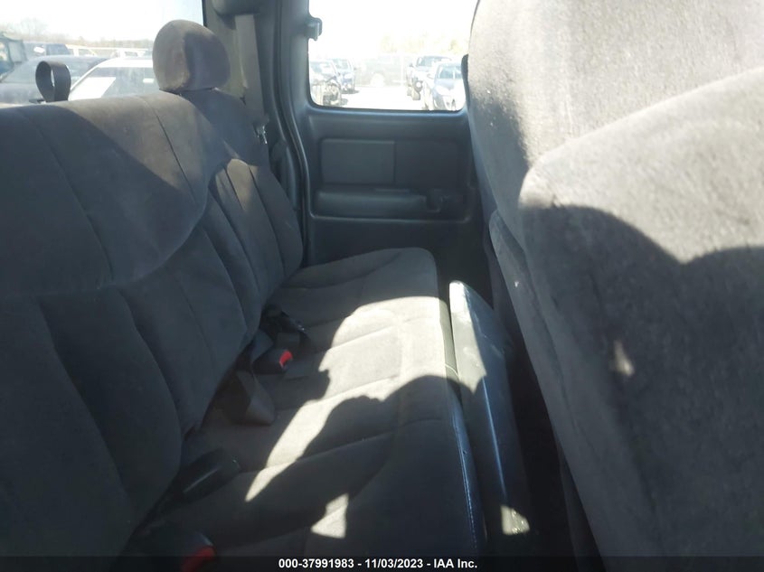 2002 Chevrolet Silverado 1500 Ls VIN: 2GCEK19V621370915 Lot: 37991983