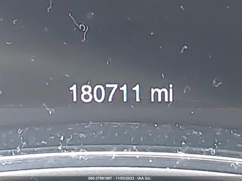 2015 Jeep Grand Cherokee Limited VIN: 1C4RJFBGXFC765578 Lot: 37991997