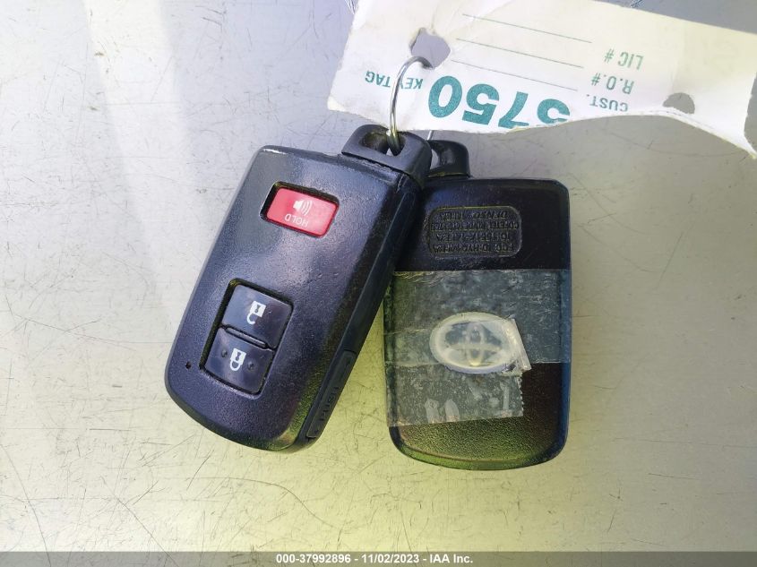 2012 Toyota Prius C Three VIN: JTDKDTB30C1030250 Lot: 37992896