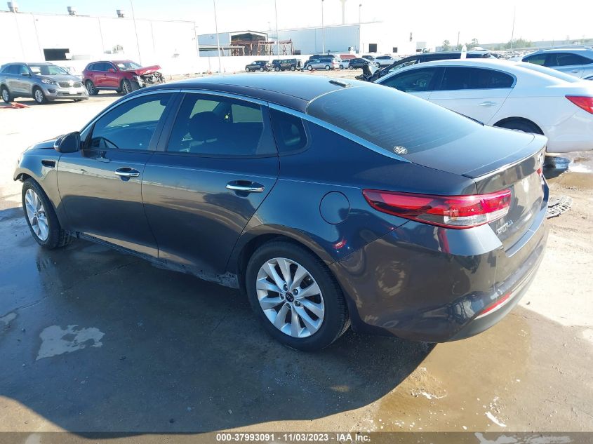 2018 Kia Optima S VIN: 5XXGT4L39JG215377 Lot: 37993091