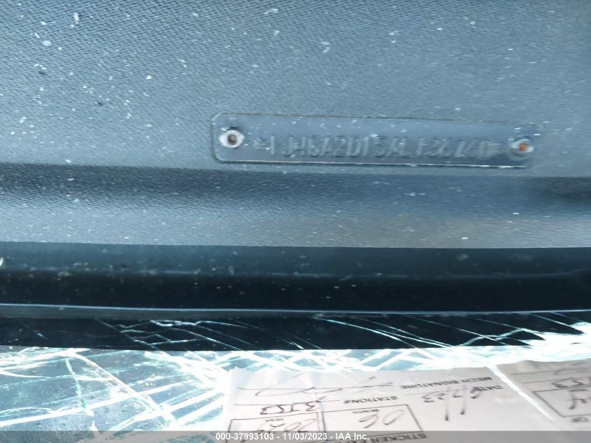 2010 Jeep Wrangler Sport VIN: 1J4GA2D15AL136760 Lot: 37993103