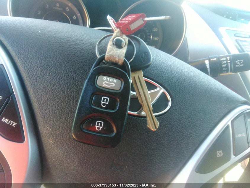 2012 Hyundai Elantra Gls VIN: 5NPDH4AE9CH070292 Lot: 37993153