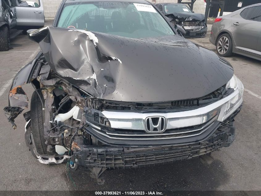 1HGCR2F33HA016961 2017 Honda Accord Lx