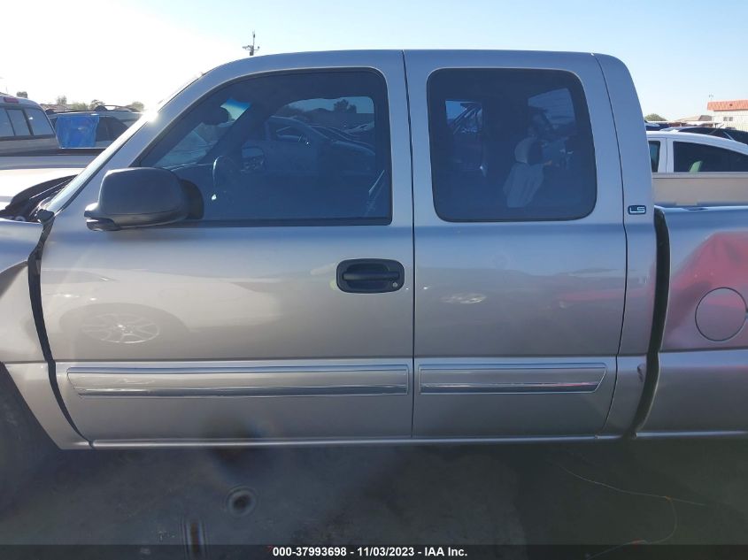 2005 Chevrolet Silverado 1500 Ls VIN: 2GCEC19V851157997 Lot: 37993698