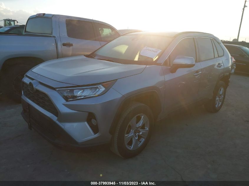 2020 Toyota Rav4 Xle VIN: JTMW1RFV0LJ019242 Lot: 37993945