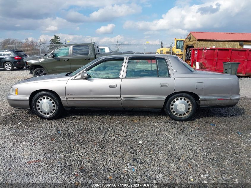 1999 Cadillac Deville Standard VIN: 1G6KD54Y9XU745975 Lot: 37996156